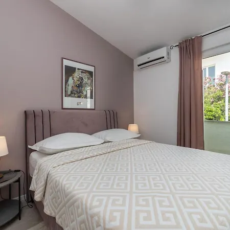 Apartment Palma Baska Voda